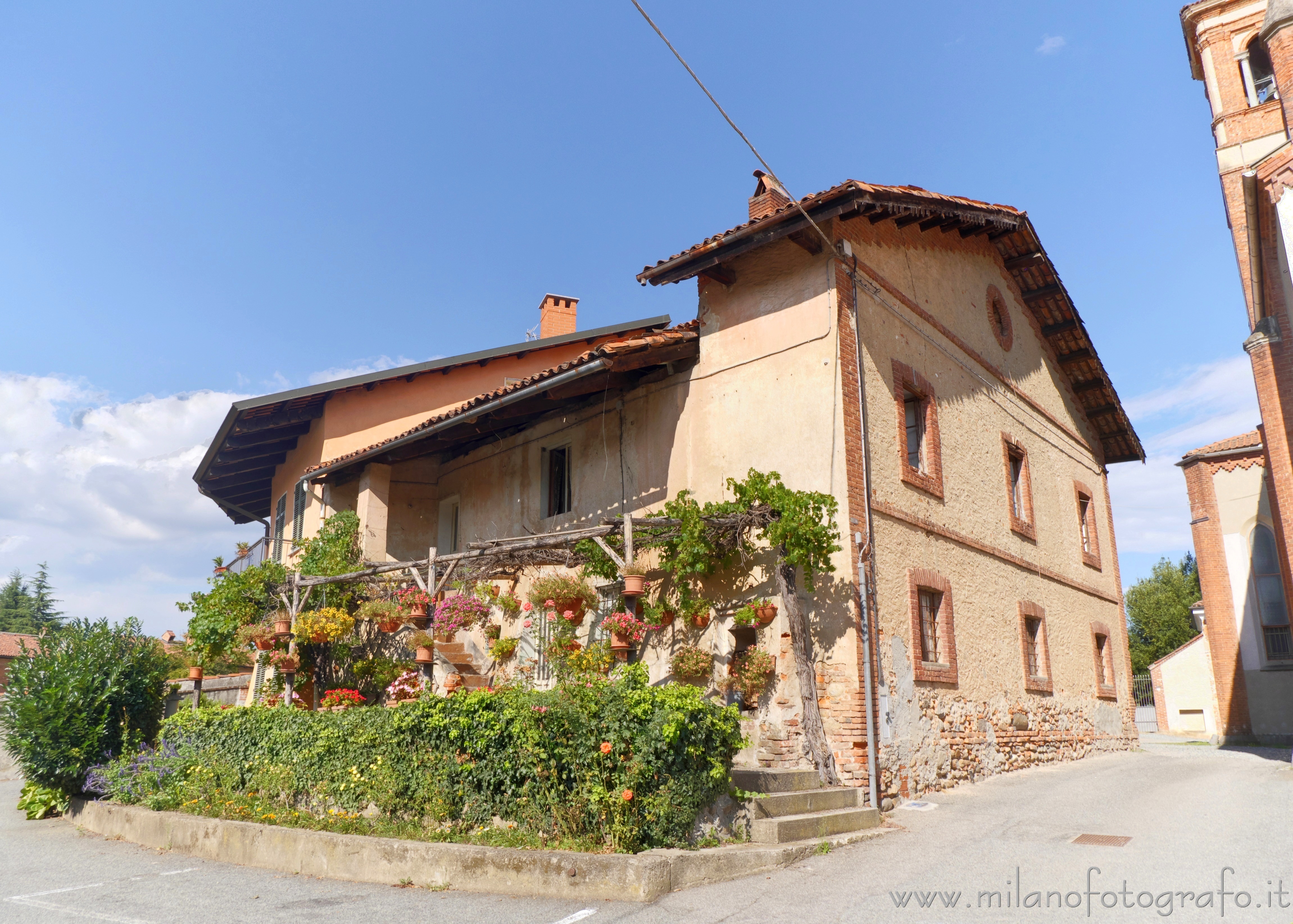 Sandigliano (Biella, Italy) - Ancient house of the historic center of the town